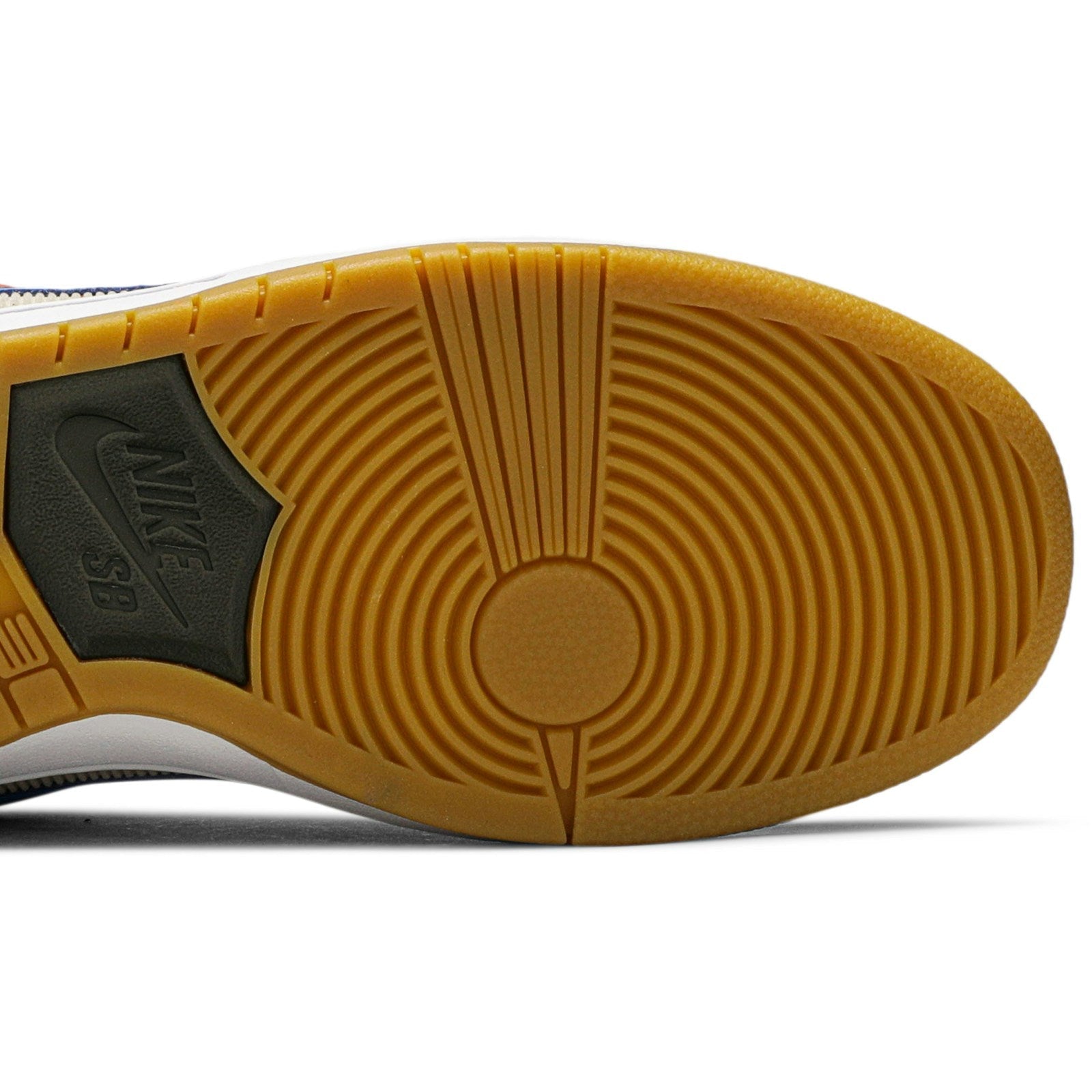 NIKE SB DUNK LOW PRO ‘CORDUROY’