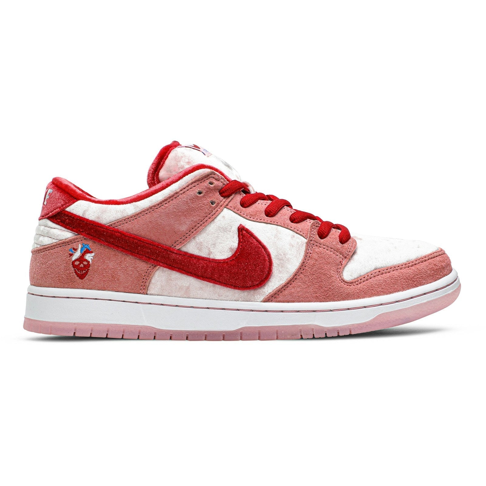 STRANGELOVE X NIKE SB DUNK LOW ‘VALENTINE’S DAY’